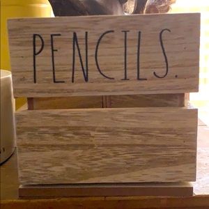 Rae Dunn pencil and pen holder